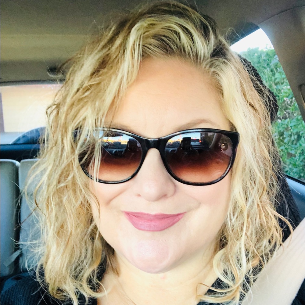 Meet your Posher, Tamara